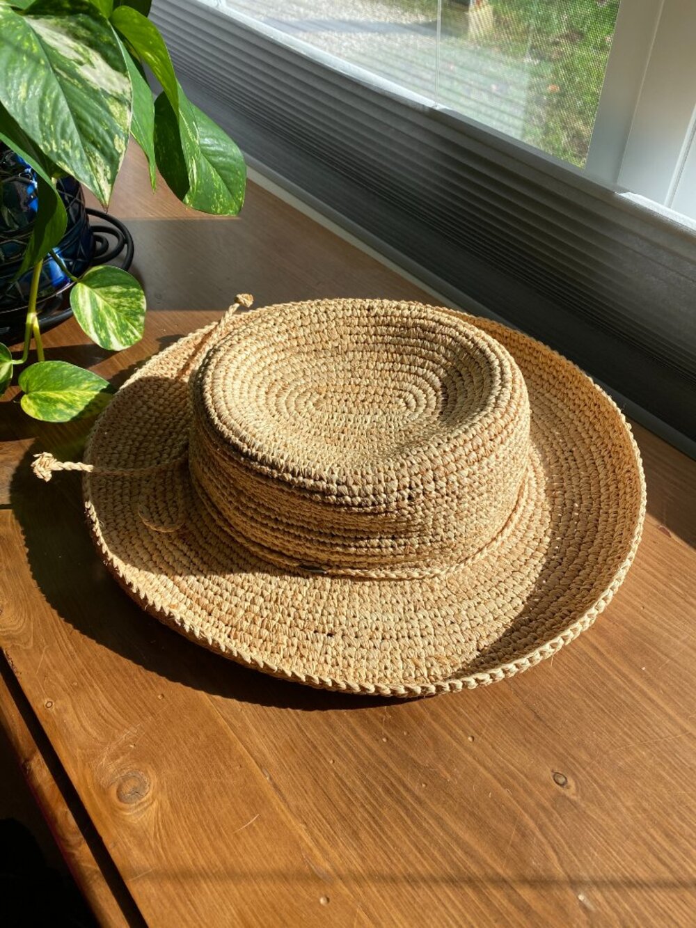Scala Natural Straw Medium Brim Sun Hat with Bow Accent